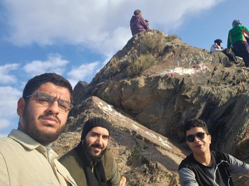 عکس قله معجونی 