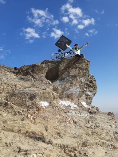 عکس قله معجونی 