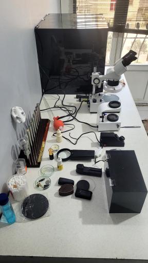 عکس ازمایشگاه سنگ و جواهر داریوش 