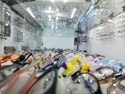 عینک جهان بین