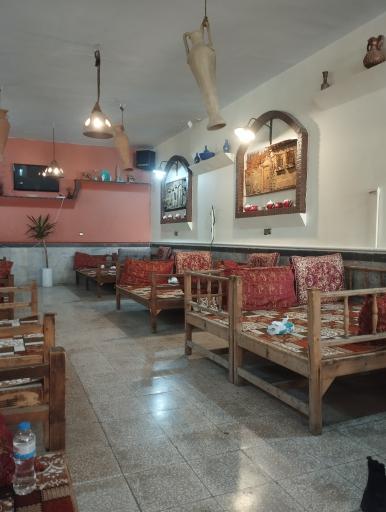 عکس  رستوران سنتی پوریای ولی 