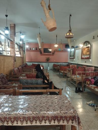 عکس  رستوران سنتی پوریای ولی 