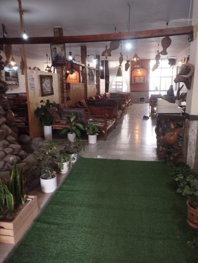 عکس  رستوران سنتی پوریای ولی 