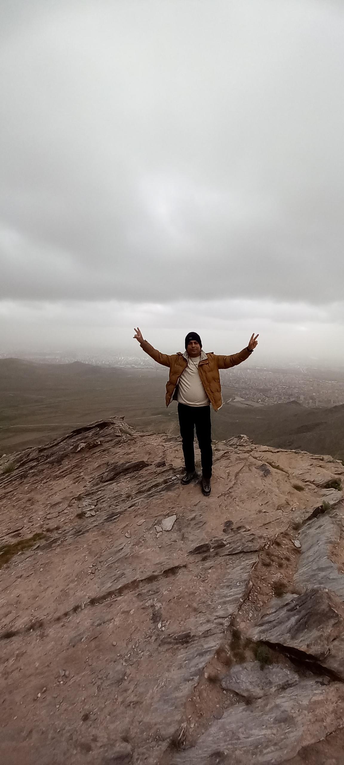 عکس قله معجونی 