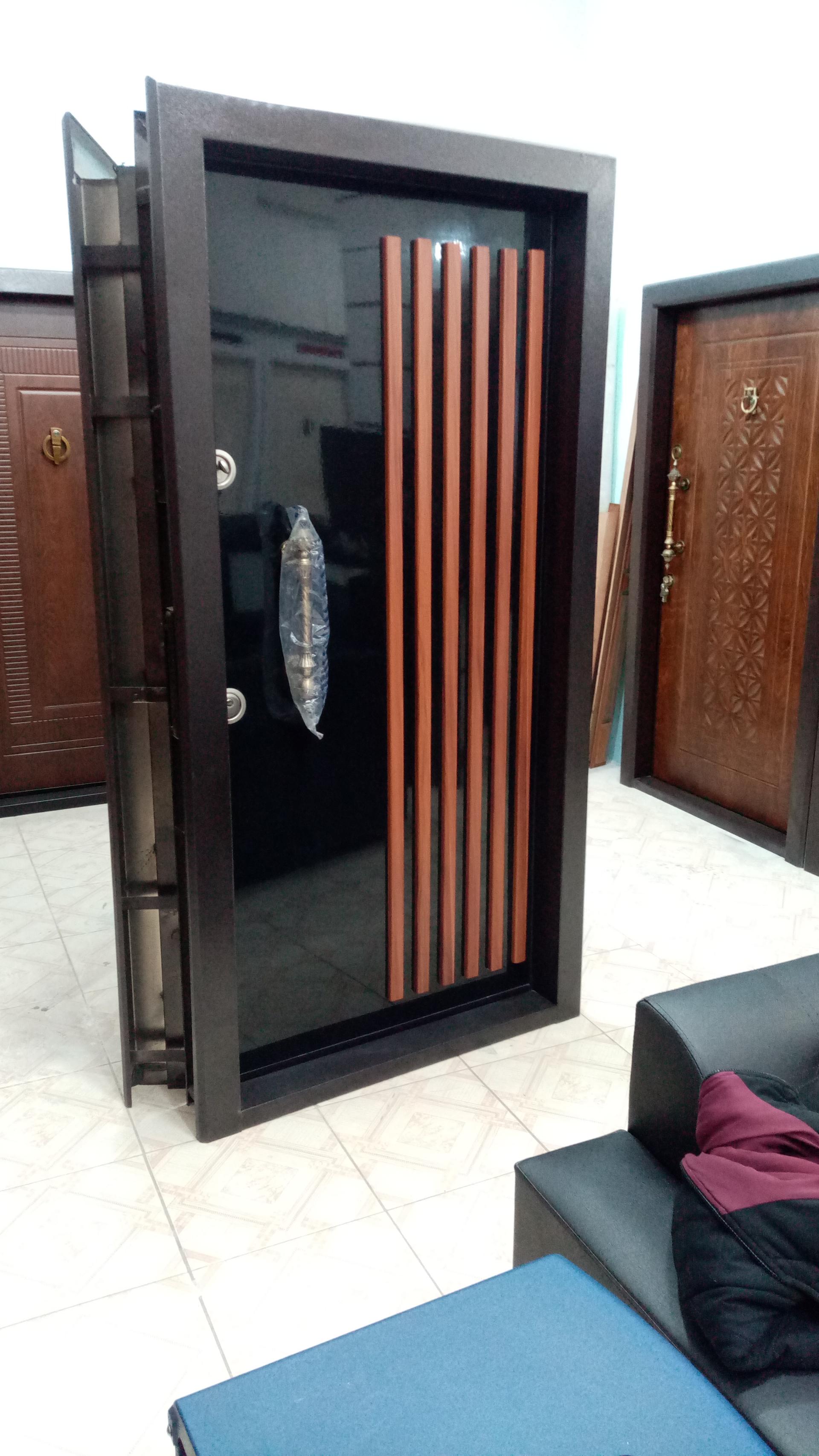 عکس فروشگاه سینا درب