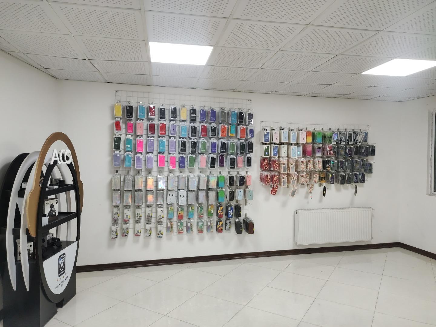 عکس پخش لوازم جانبی موبایل موبیگو