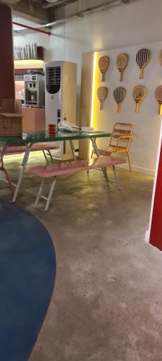 عکس کافی شاپ و رستوران هایزن