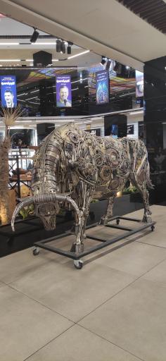 عکس مجتمع اداری تجاری رویال