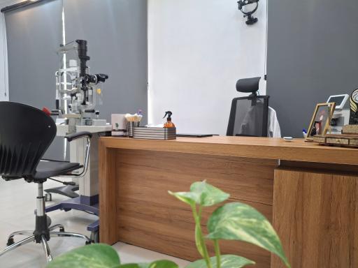 عکس دکتر مرضیه فتوحی متخصص چشم پزشکی