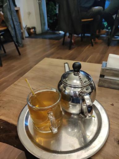 عکس کافه نولان