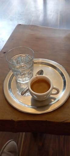 عکس کافه نولان