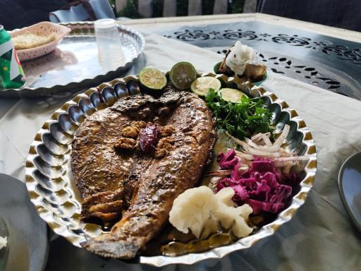 عکس رستوران بام بهشت