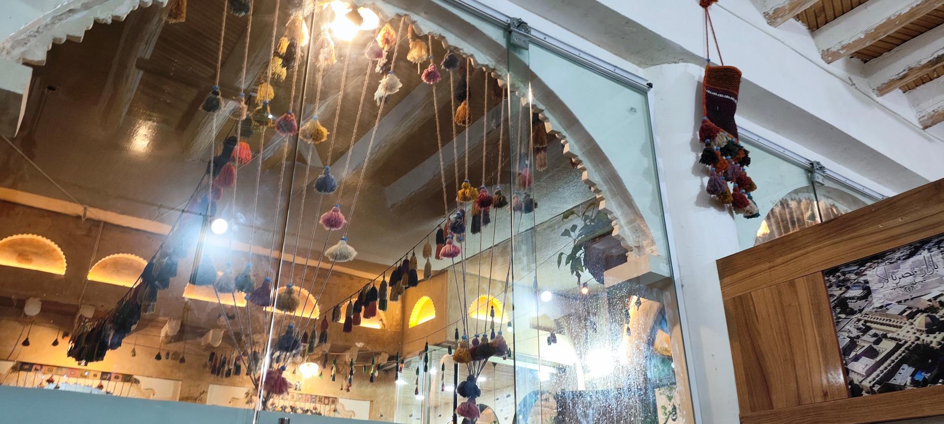 عکس مجموعه غذایی حاتم