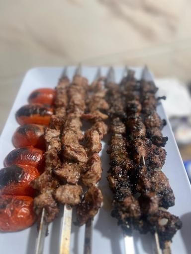 عکس کبابی عمو عظیم