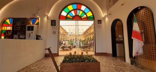 عکس مجموعه غذایی حاتم