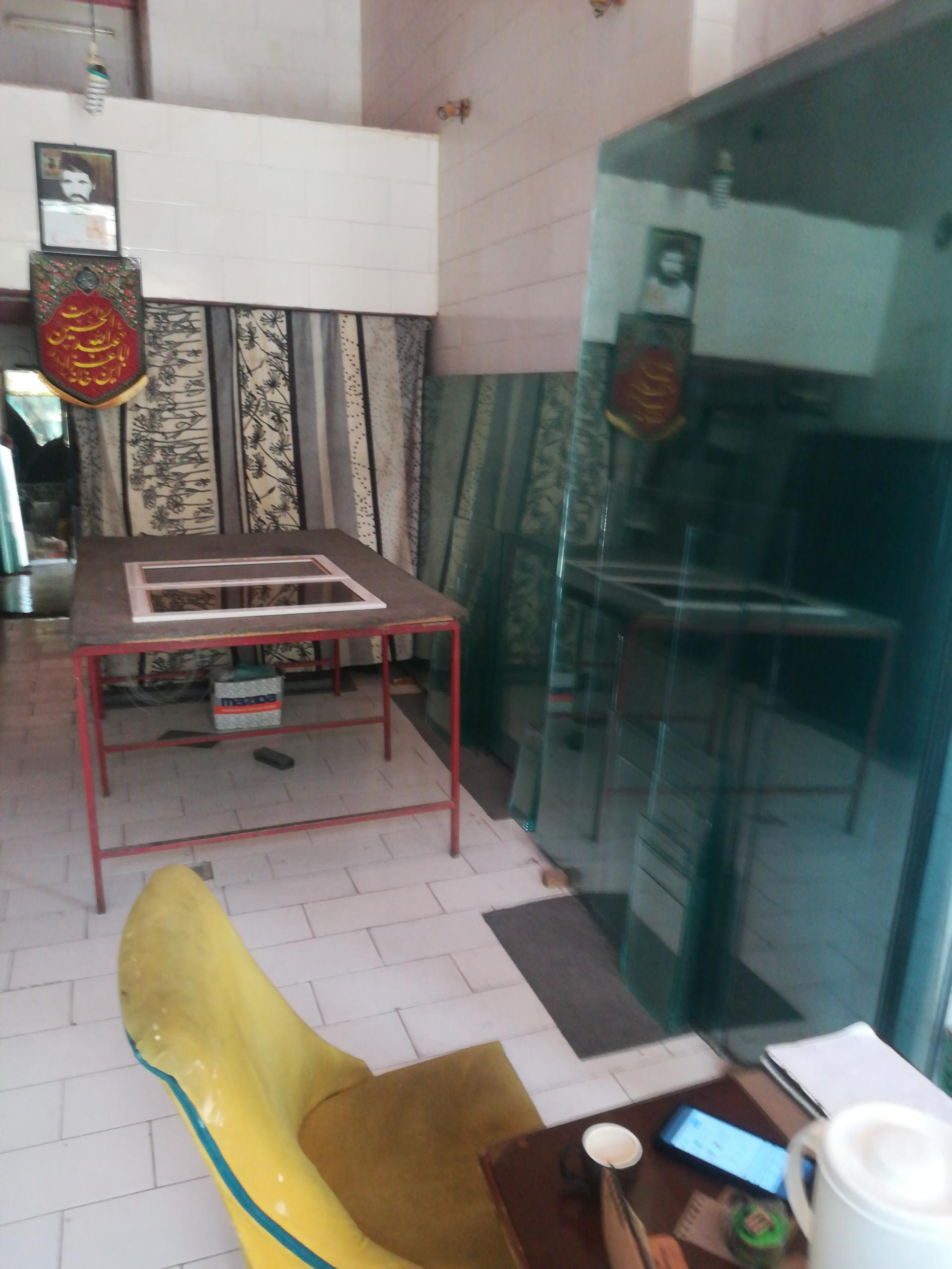 عکس شیشه ساختمانی سامان