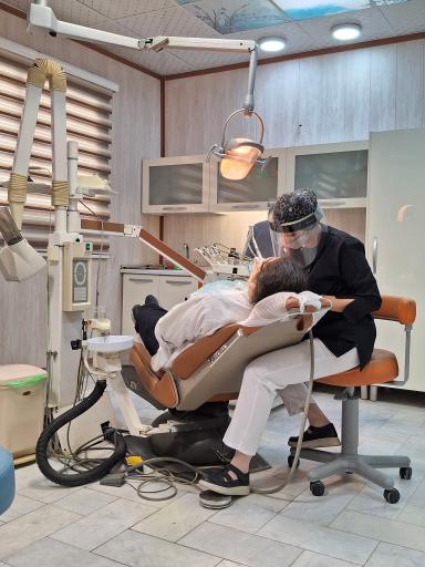 عکس مطب دندانپزشکی دکتر آخوندان