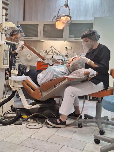 عکس مطب دندانپزشکی دکتر آخوندان