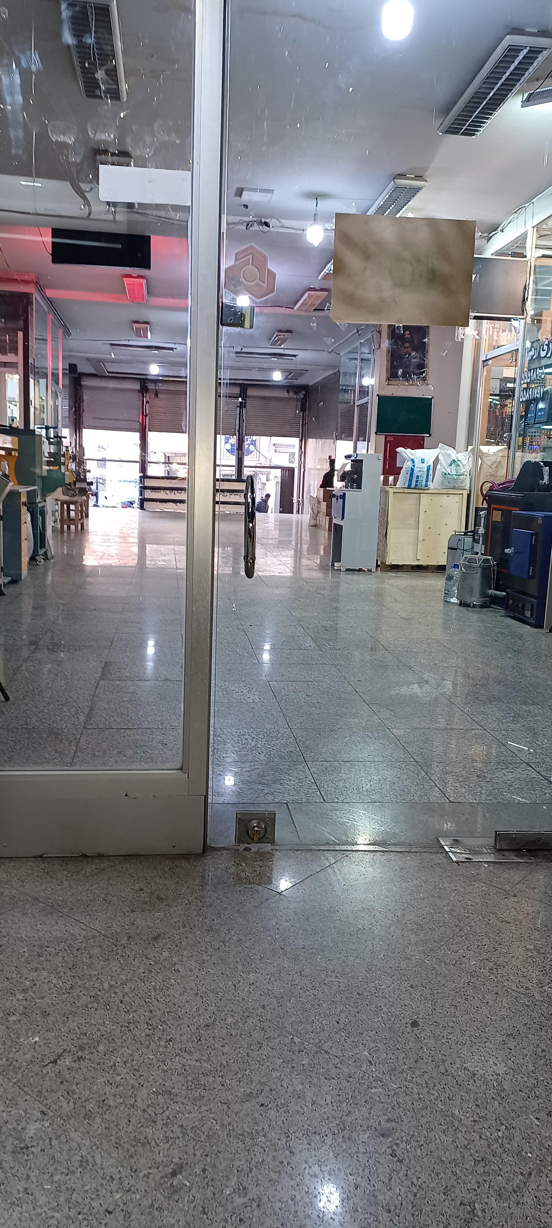 عکس مجتمع تولیدکنندگان و فروشندگان ابزار زرگری و طلاسازی