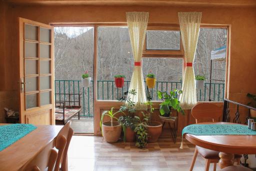 عکس کافه رستوران سنتی دهکده قلات