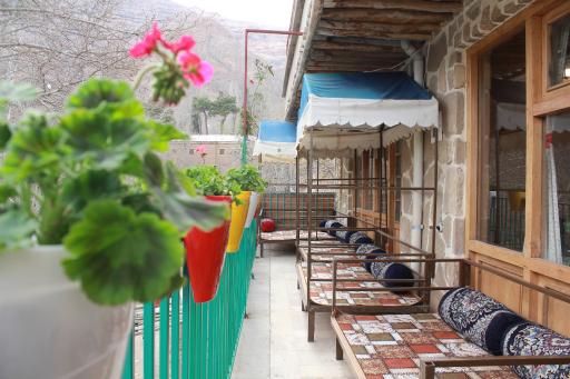 عکس کافه رستوران سنتی دهکده قلات