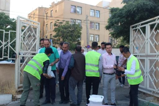 عکس مصلی نماز عید اهل سنت عیدگاه