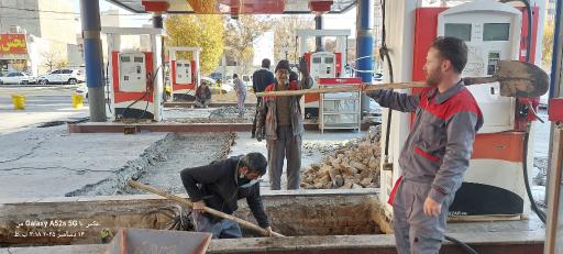 عکس پمپ بنزین پرشیا