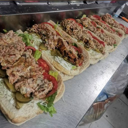 عکس پیتزا ساندویچ مسافر