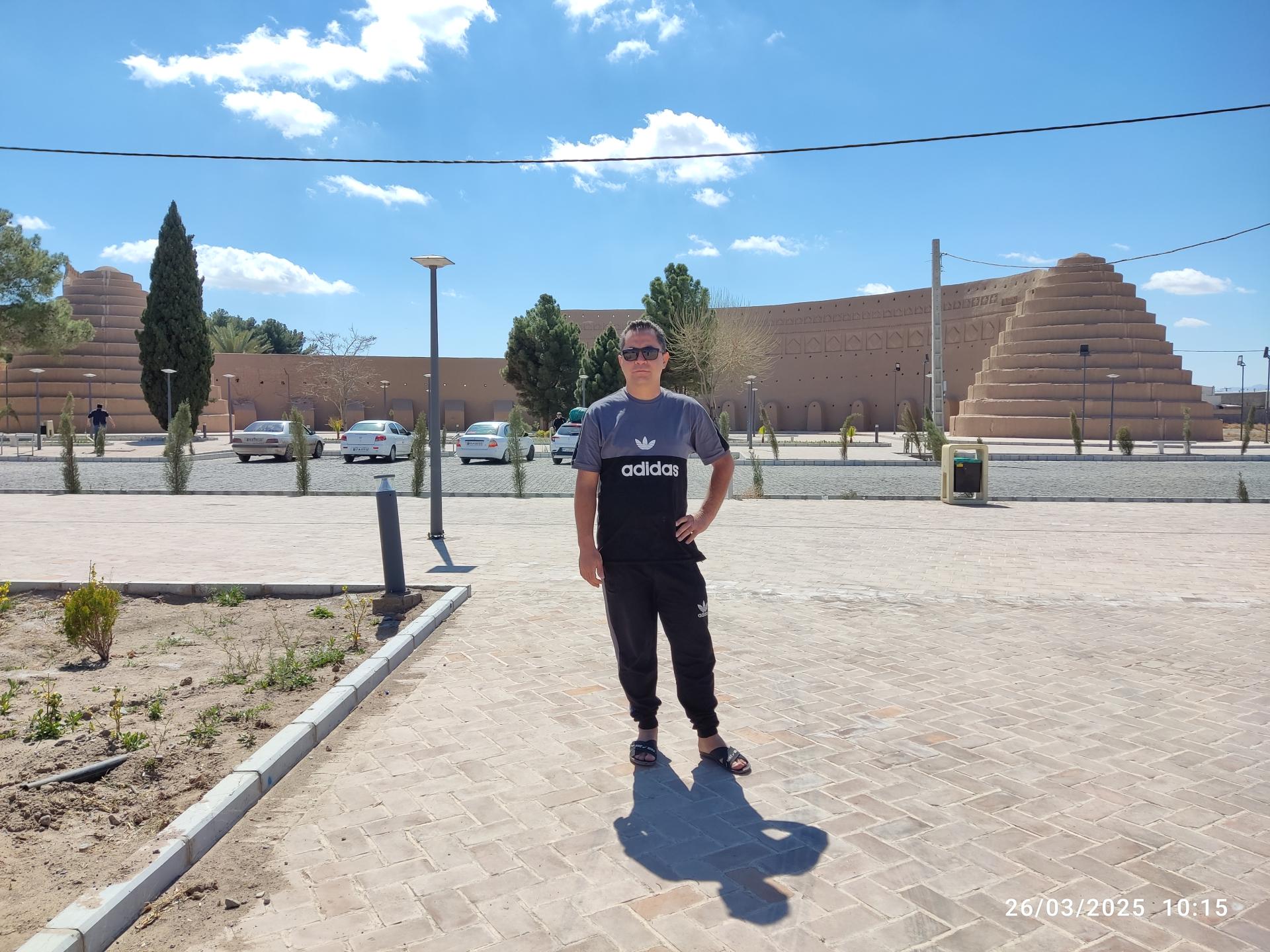 عکس یخدان های دوقلو