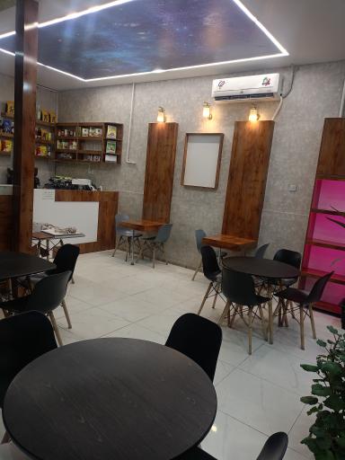 عکس کافه تارُخ