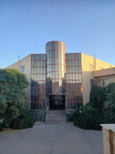 عکس ساختمان آموزشی دانشگاه آزاد