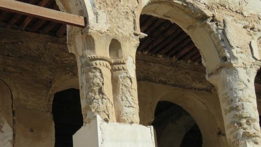 عکس عمارت آذین