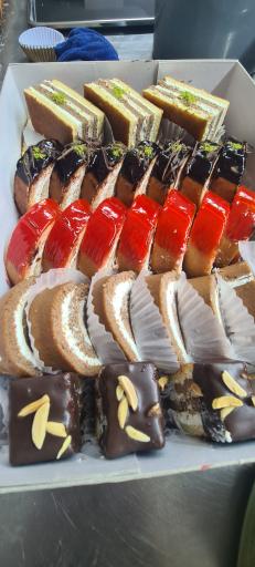 عکس قنادی ترنج