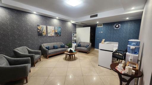 عکس دکتر راهله معین آرا