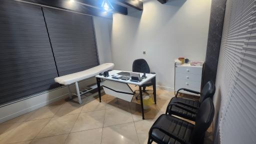 عکس دکتر راهله معین آرا