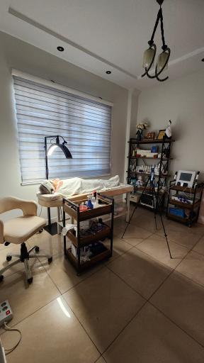 عکس دکتر راهله معین آرا