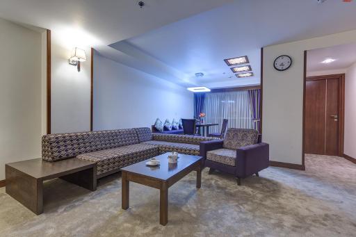 عکس هتل نگین پاسارگاد