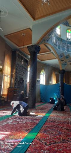 عکس مسجد شهید مدنی (شکلی)
