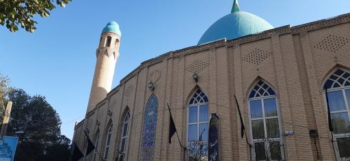 عکس مسجد شهید مدنی (شکلی)