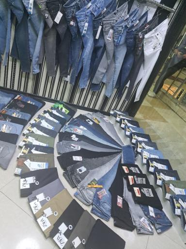 عکس فروشگاه لباس پوشامکث