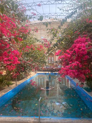 عکس هتل سنتی کهن کاشانه یزد