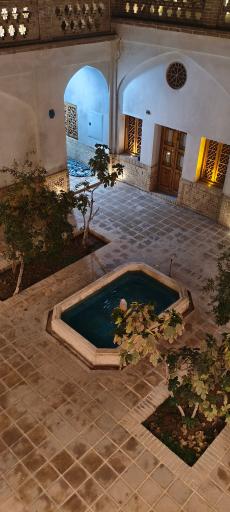 عکس هتل سنتی کهن کاشانه یزد