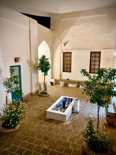 عکس عمارت آگر 
