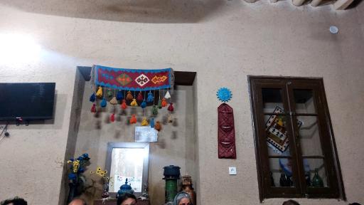 عکس عمارت سنتی خورشید پردیسان