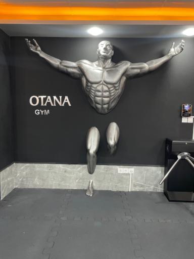 باشگاه بدنسازی اوتانا