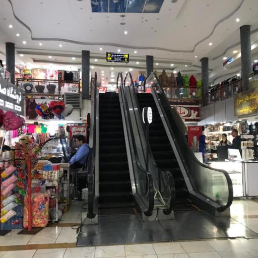 عکس مرکز خرید پارسیان