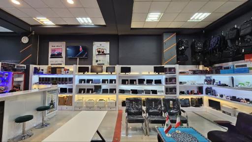 عکس فروشگاه لپ تاپ نور