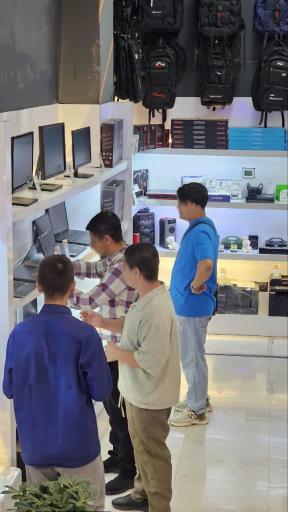 فروشگاه لپ تاپ نور