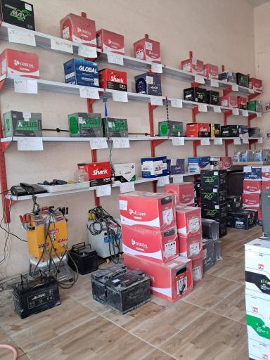 عکس فروشگاه و نمایندگی باتری گراوند