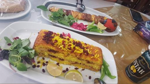 عکس رستوران توریستی هخامنش